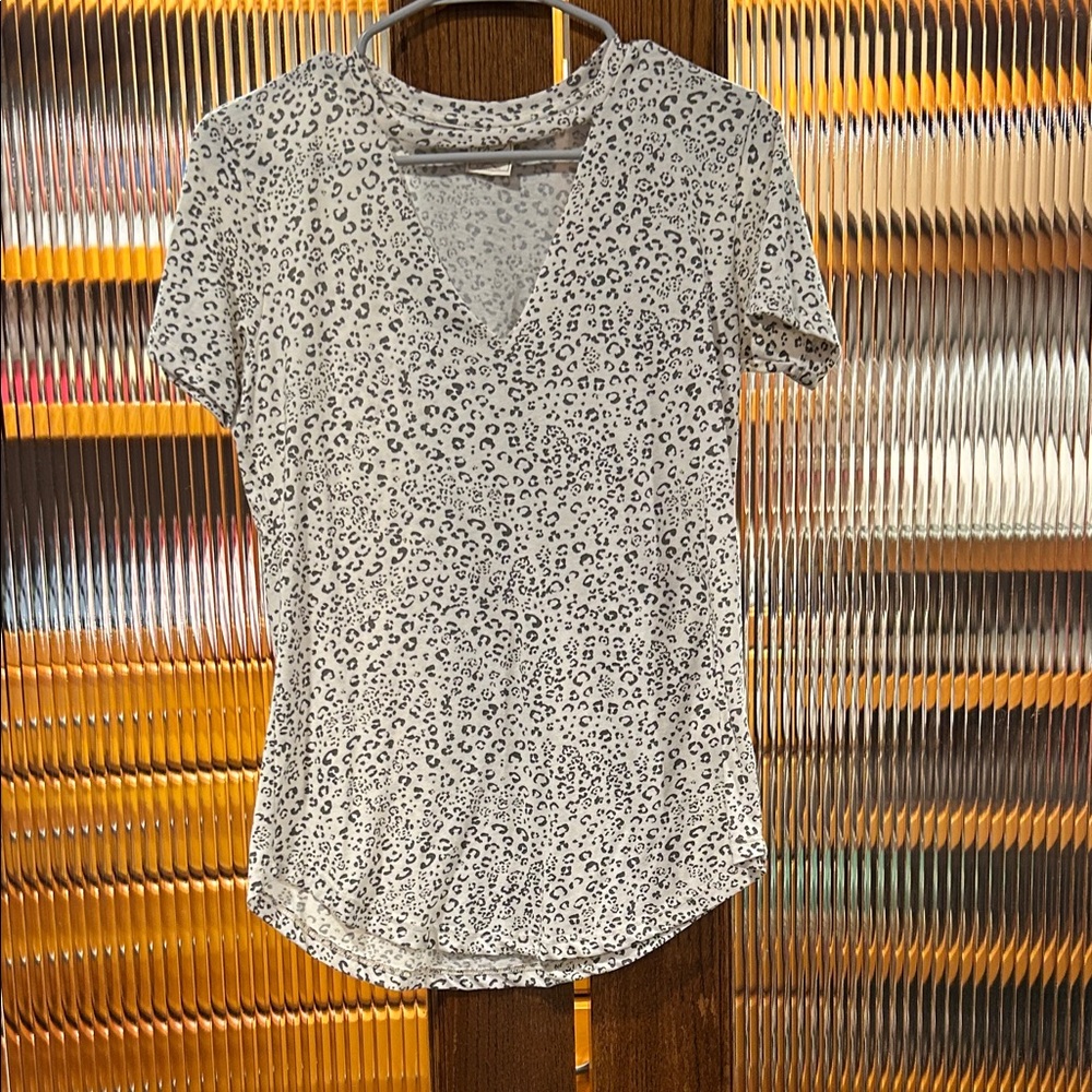 White Crow Black and White Leopard Print V-Neck Tee